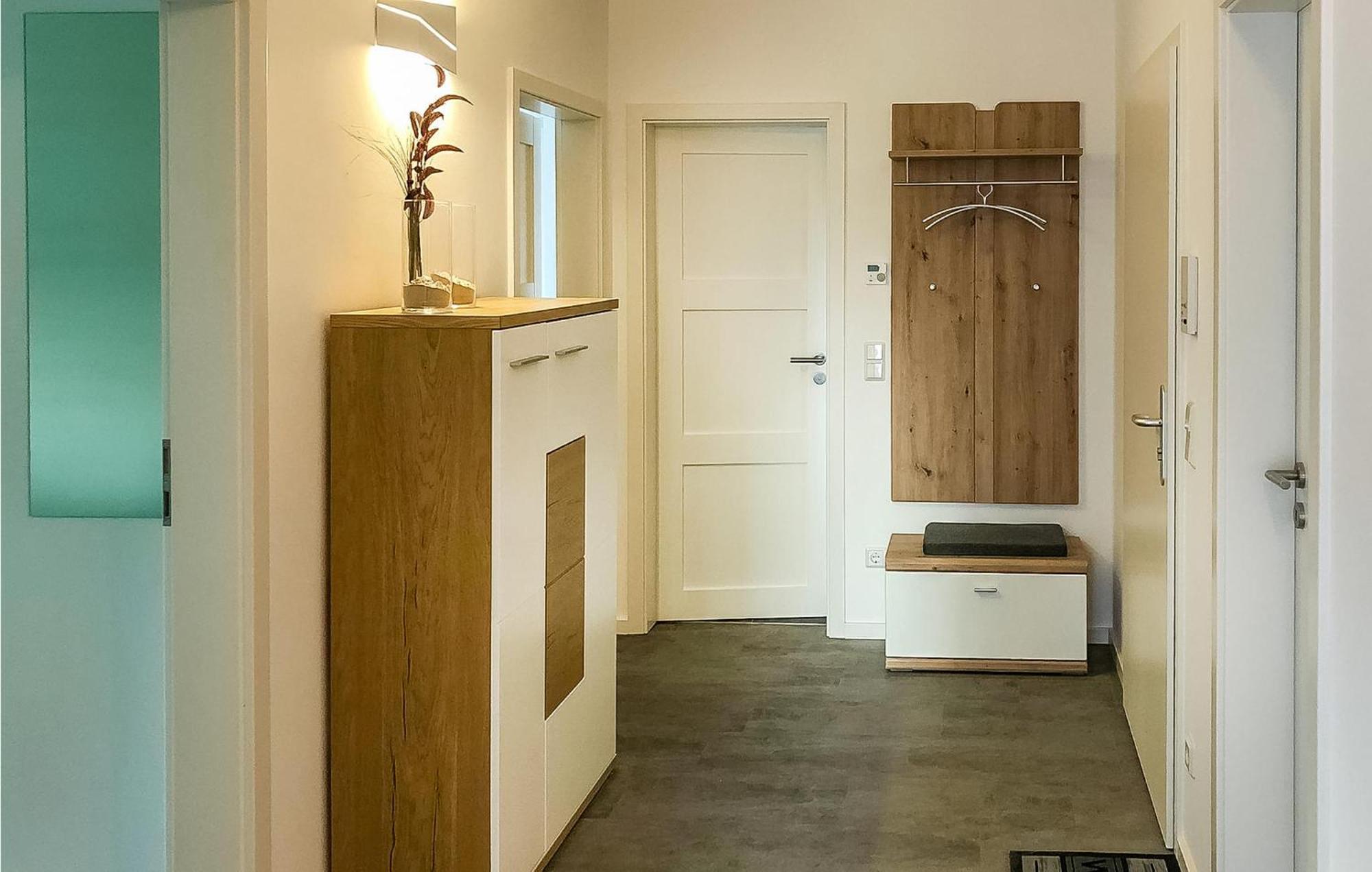 2 Bedroom Cozy Apartment In Rechlin Eksteriør billede