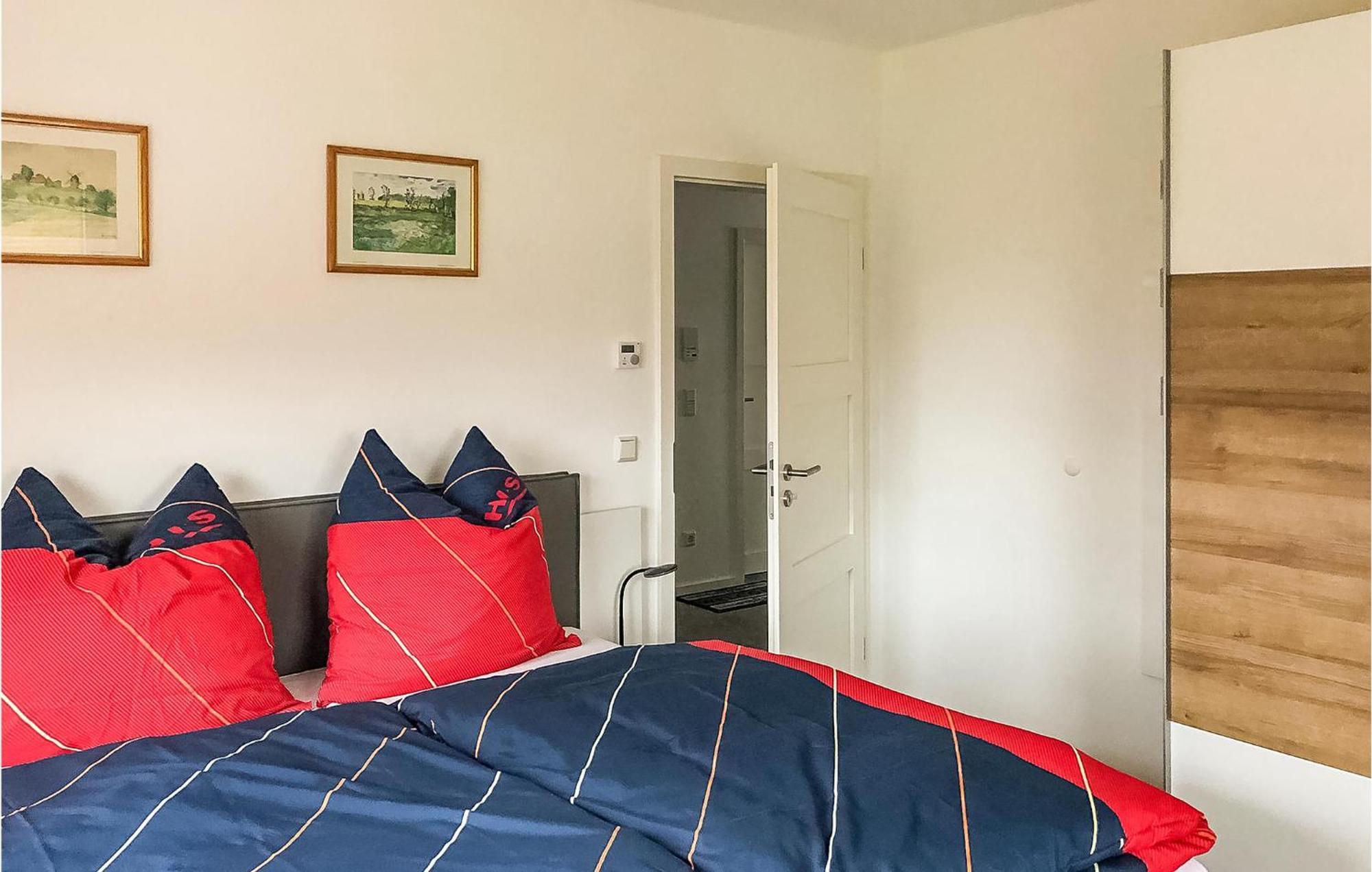 2 Bedroom Cozy Apartment In Rechlin Eksteriør billede